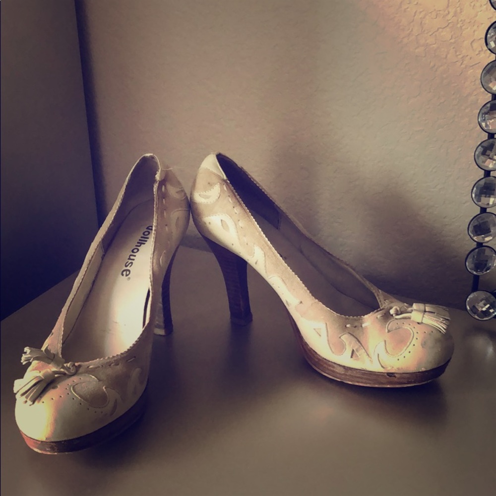 ❗️FINAL SLAE❗️ PRELOVED Pump heel